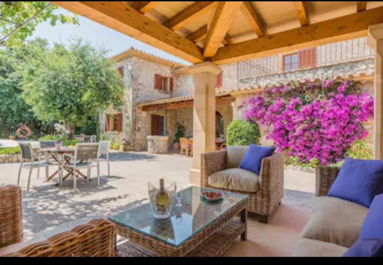 Villa Mastaguera *